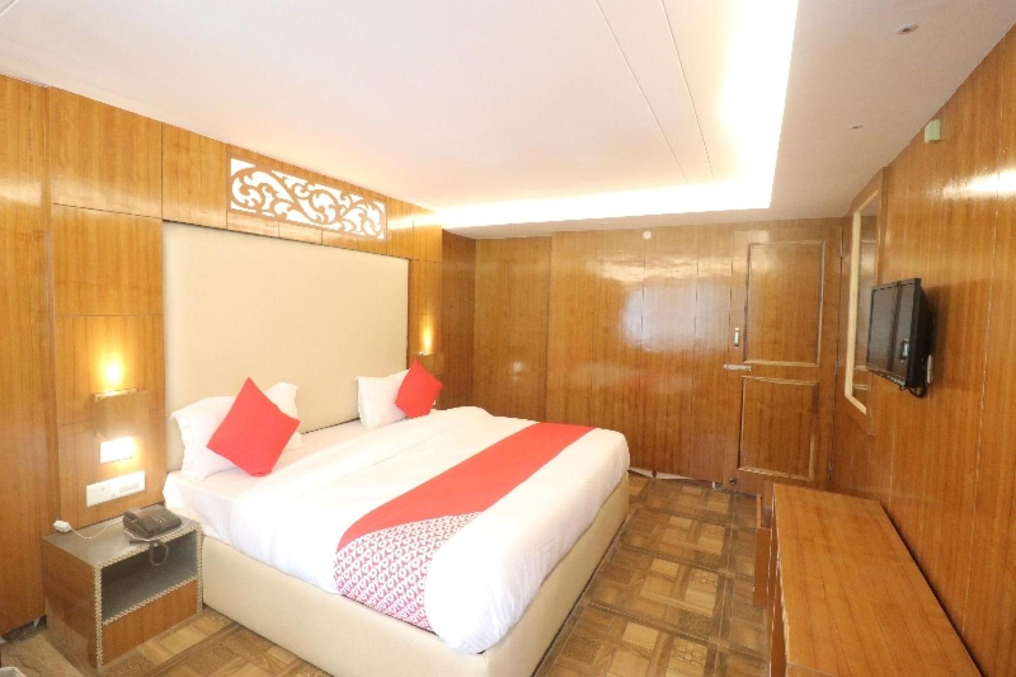 מנאלי Hotel O Beas Regency מראה חיצוני תמונה